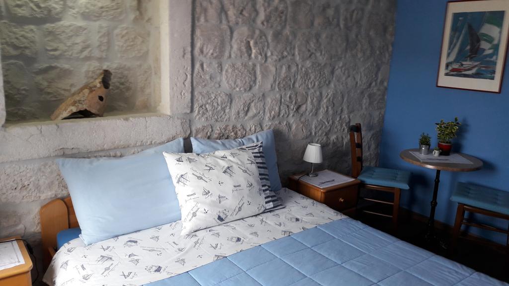 Villa Tudor Trogir Luaran gambar